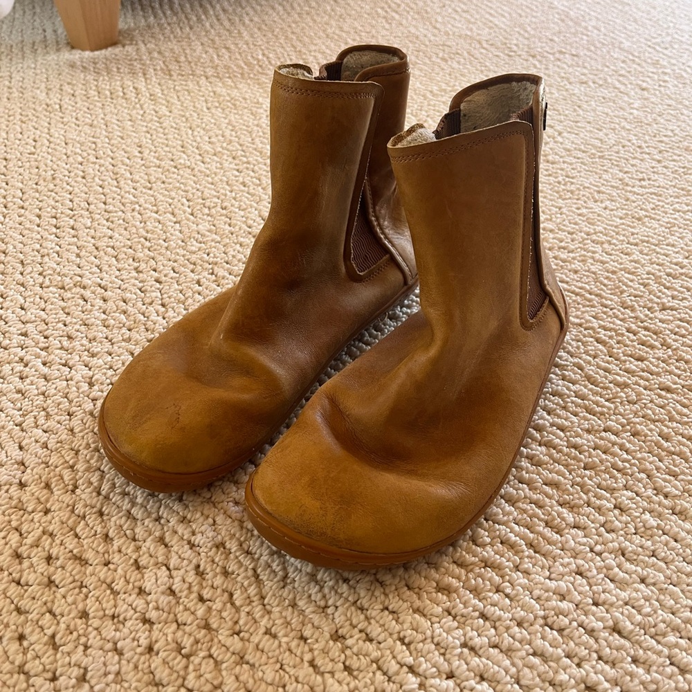 Vivobarefoot Tan Slip on Boot